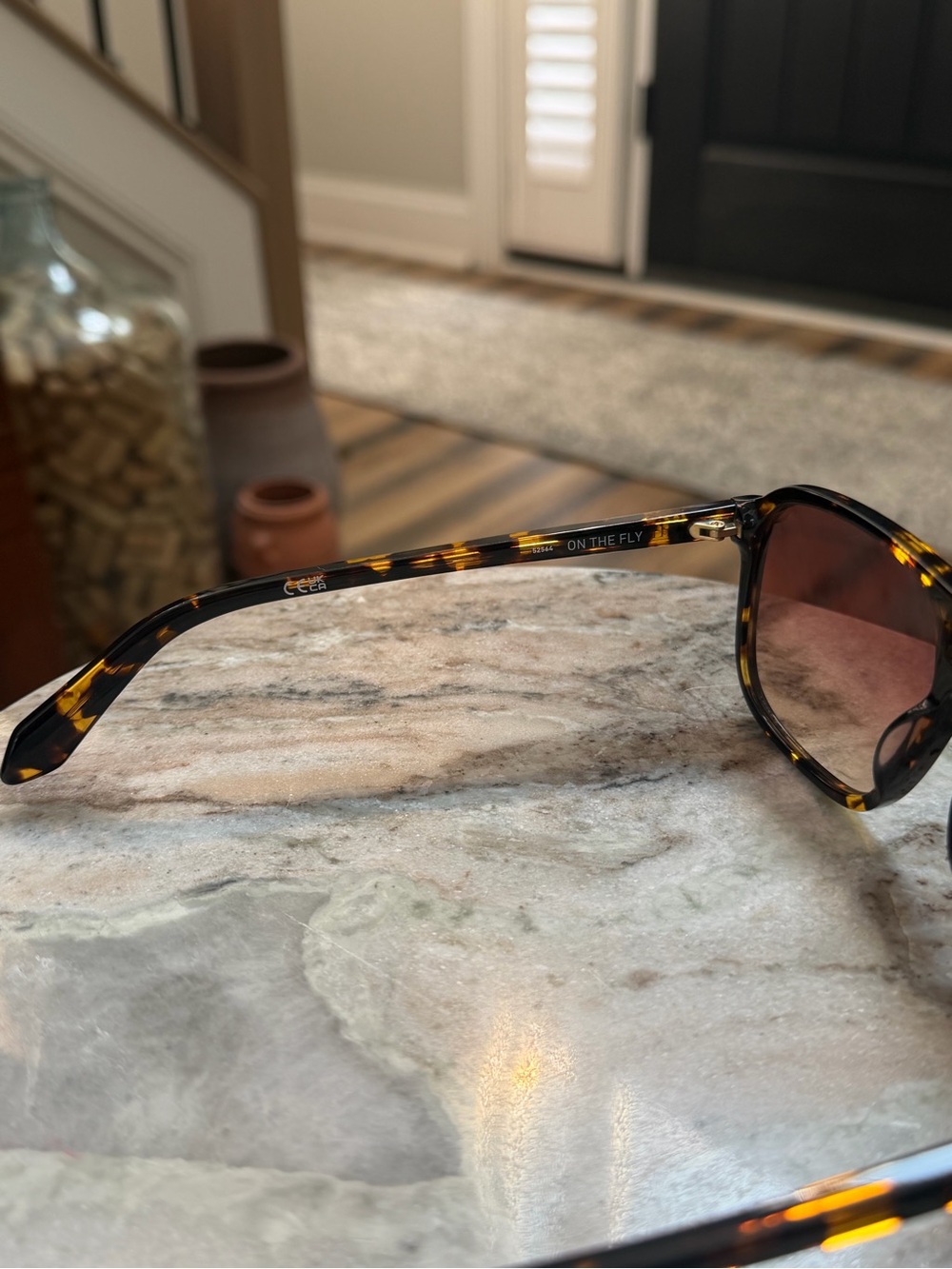 QUAY sunglasses - Picture 5 of 6